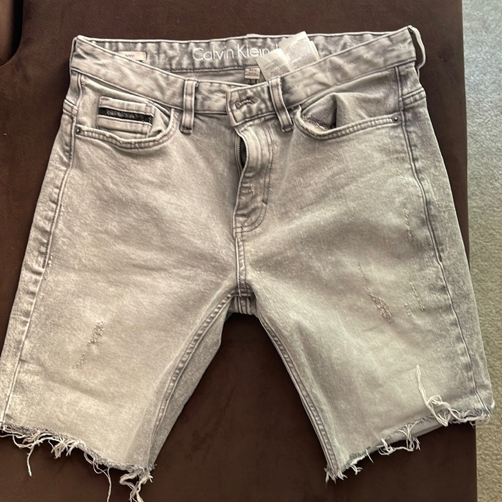 CALVIN KLEIN JEAN SHORTS